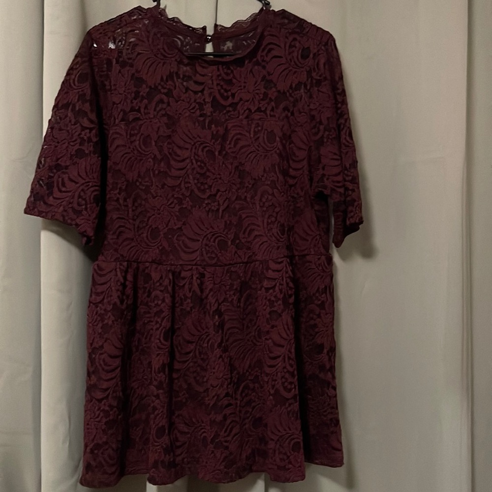 Torrid maroon lace babydoll top